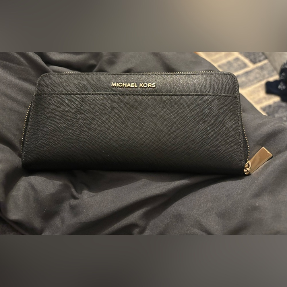 Large black leather Michael Kors Wallet